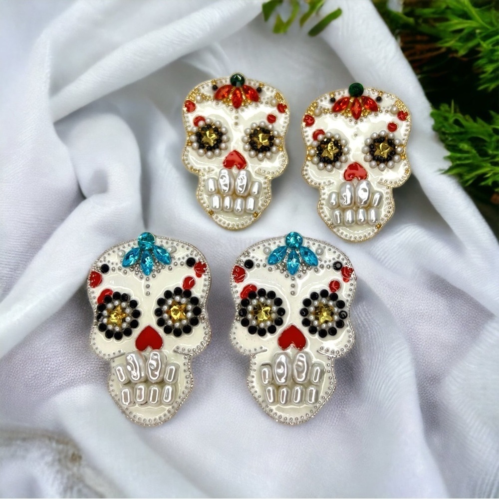 NWT Sugar Skull Earrings - Rhinestone Halloween  and Dia De Los Muertos Jewelry - Picture 2 of 8